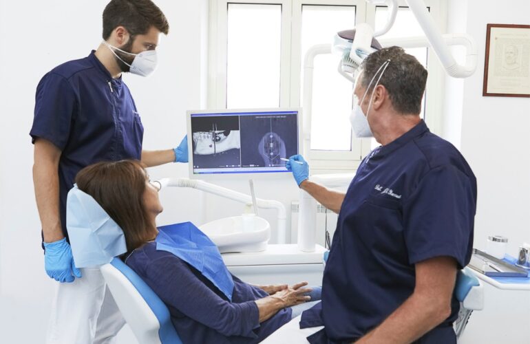 Implantologia computer guidata studio dentistico yacoub dentista balduina impianti dentali roma cure dentali Amelia